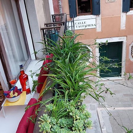 Antico Rio Acqua Dolce Apartment เวนิส ภายนอก รูปภาพ