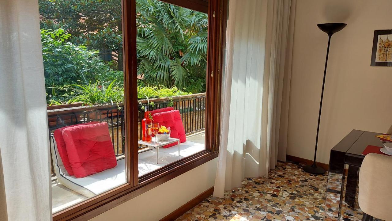Antico Rio Acqua Dolce Apartment เวนิส ภายนอก รูปภาพ